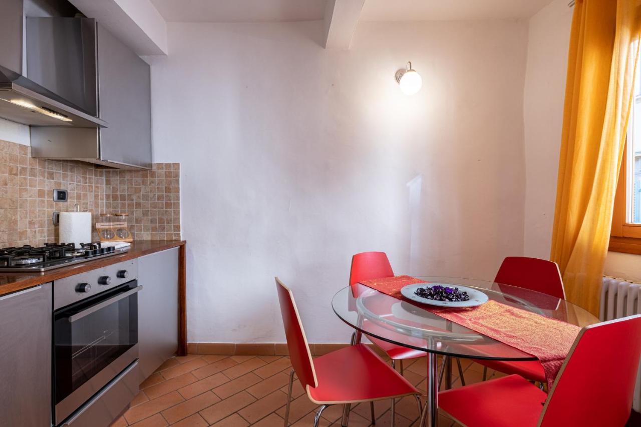 Sant'ambrogio Colorful Apartamento